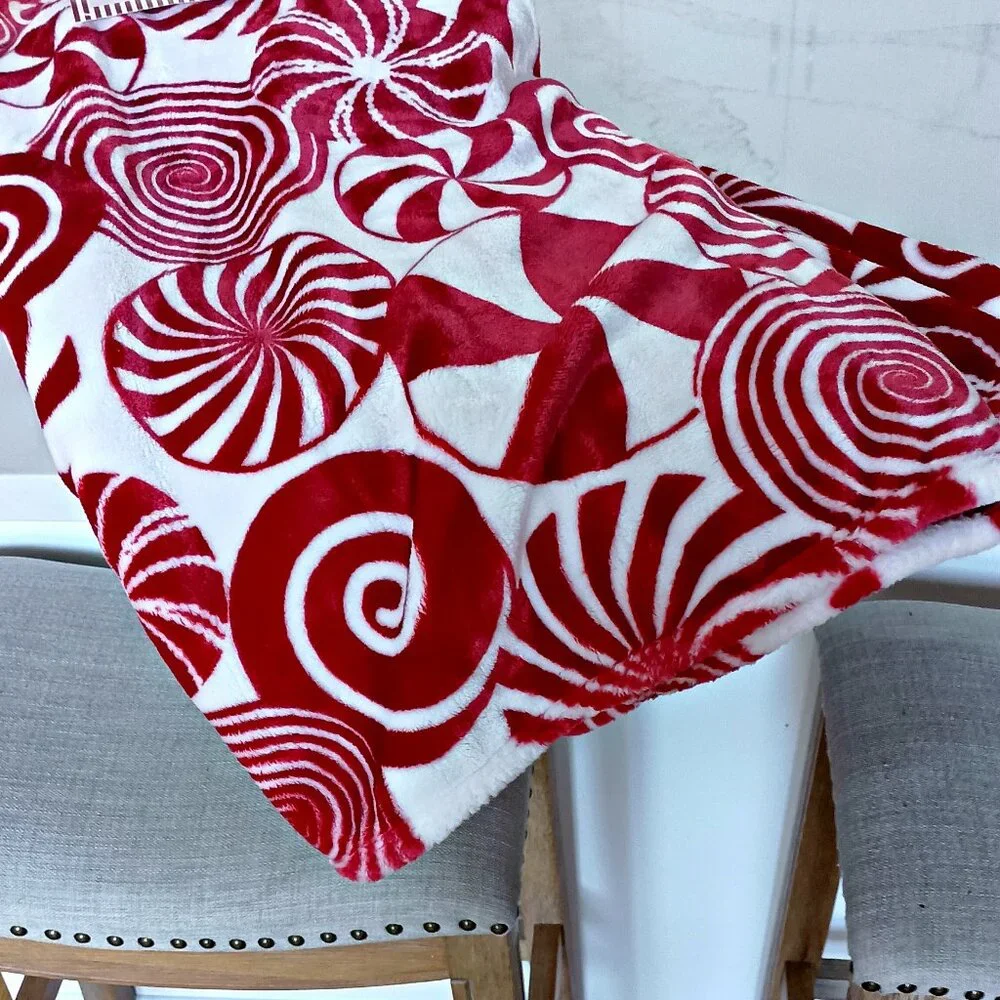 NEW! PEPPERMINT CANDY Candy LAND PLUSH BLANKET